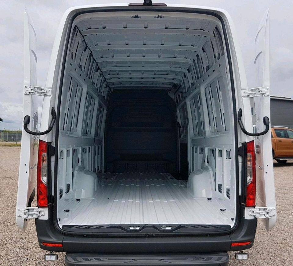 Transporter Sprinter Umzugswagen Mercedes Benz mieten – 4