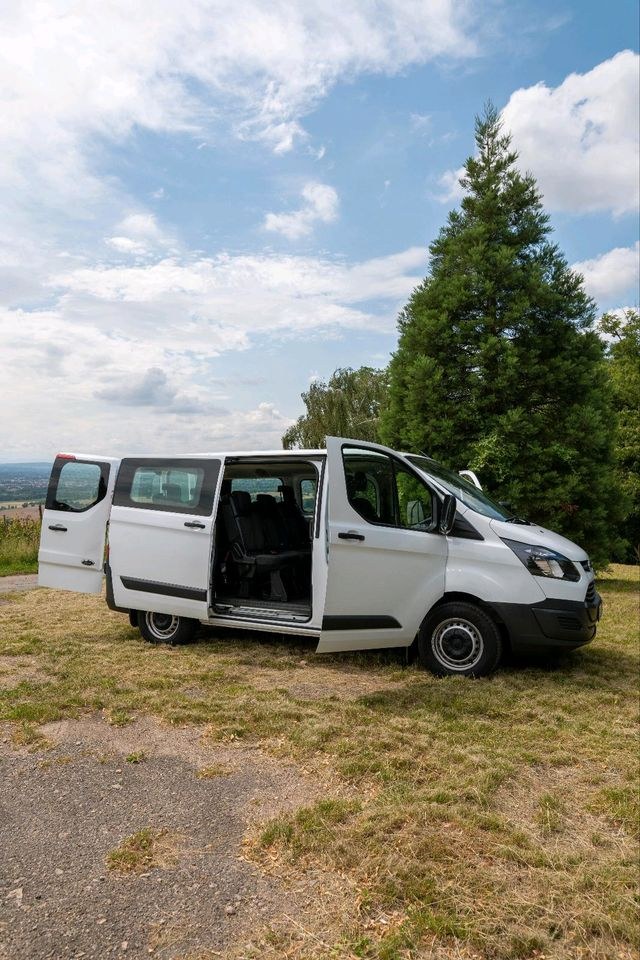 9 SITZER BUS OPEL VIVARO RENAULT TRAFFIC mieten in Malsch bei Wiesloch