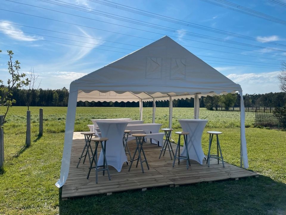 Beer Pong Tisch mieten in Oerlinghausen – Sitzplätze für alle – 4
