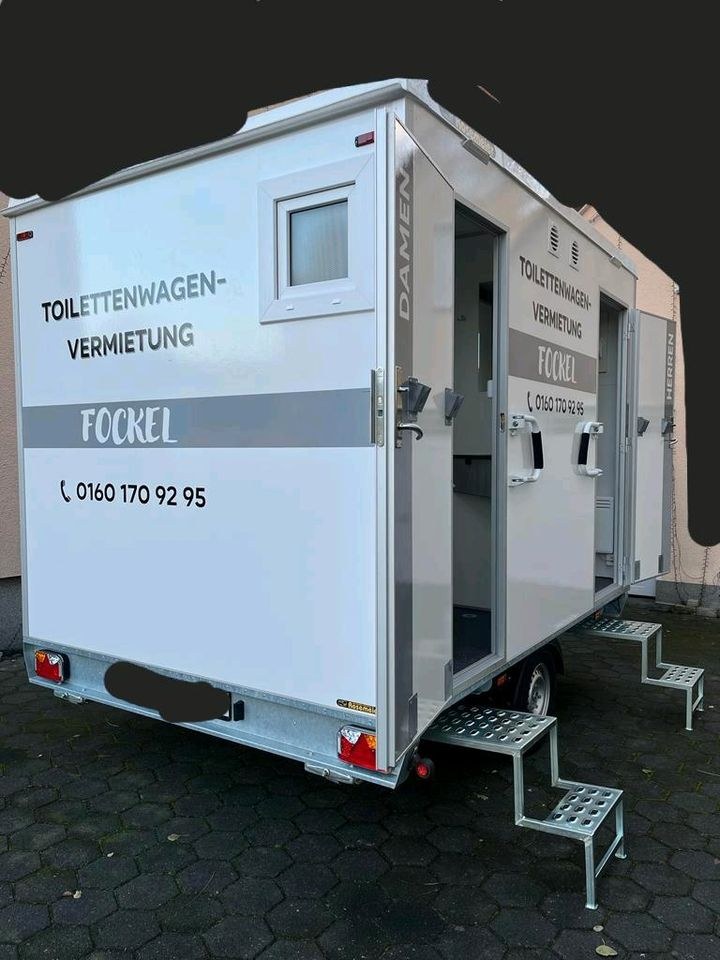 Toilettenwagen klein groß mieten bei André Fockel & Hüdaverdi Adakli – 3