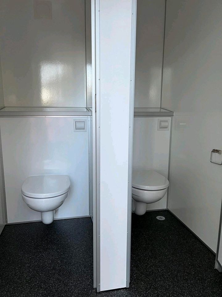 Toilettenwagen WC Wagen Anhänger mieten in Oerlinghausen – 4