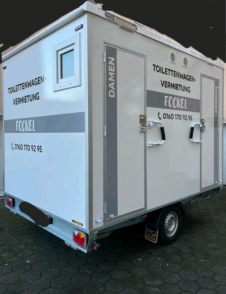 Toilettenwagen klein groß mieten bei André Fockel & Hüdaverdi Adakli – 4