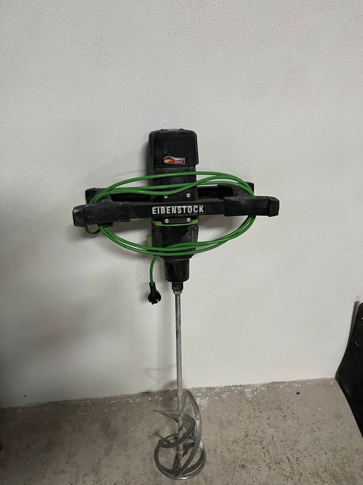 Betonmischer Betonrührwerk Handmixer Rührwerk mieten in Teutschenthal