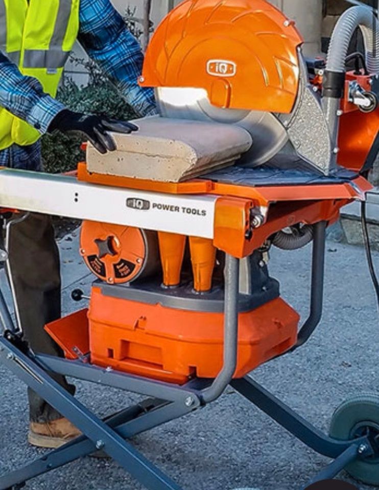 iQ Power Tools Staubfreie Trocken Steinsäge mieten in Holzminden – 2