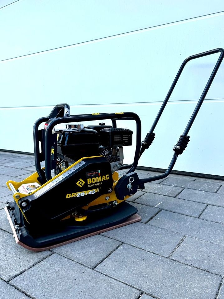Rüttelplatte Vibration Bomag BP20 45 N 92KG mieten in Holzminden