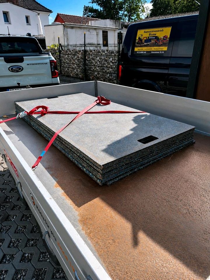 Bodenschutzplatten Fahrplatten 2x1m Baustraße mieten in Trittau