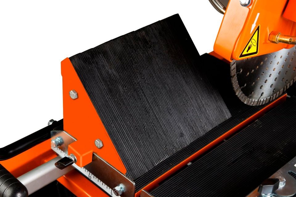 Steintrennmaschine MS 350L Gölz mieten bei FRM Bautechnik - A.Masche – 2