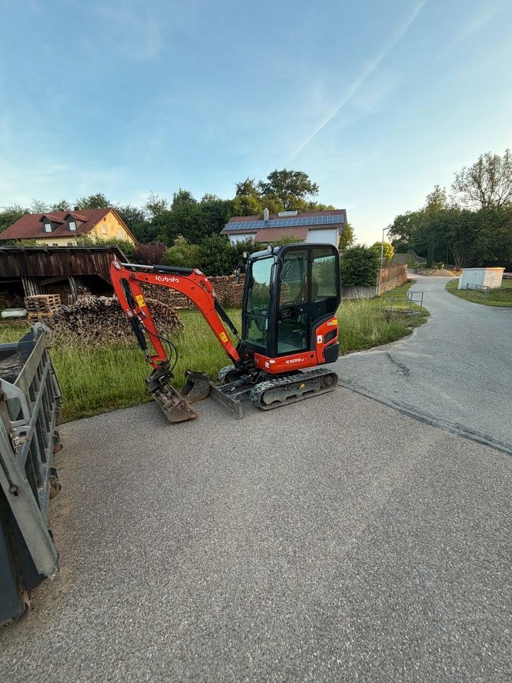1,9t Bagger Kompakt Leistungsstark inkl mieten in Abensberg