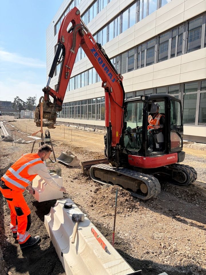 6 Tonnen Bagger leistungsstark große Bauvorhaben mieten in Abensberg – 4