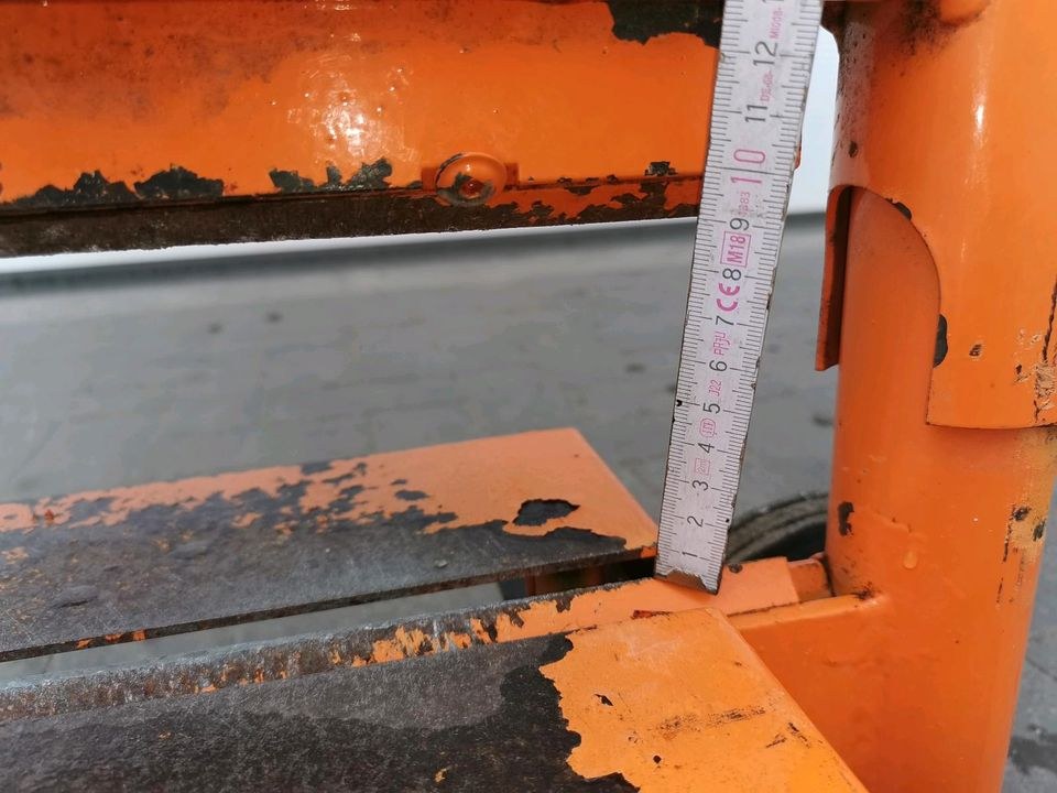 Steinknacker Steinbrecher Steintrenner mieten in Heist – 2