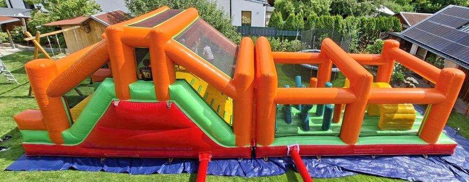 Hüpfburg Hindernisbahn 14m Rutsche mieten bei Bayern Hüpfburgenverleih