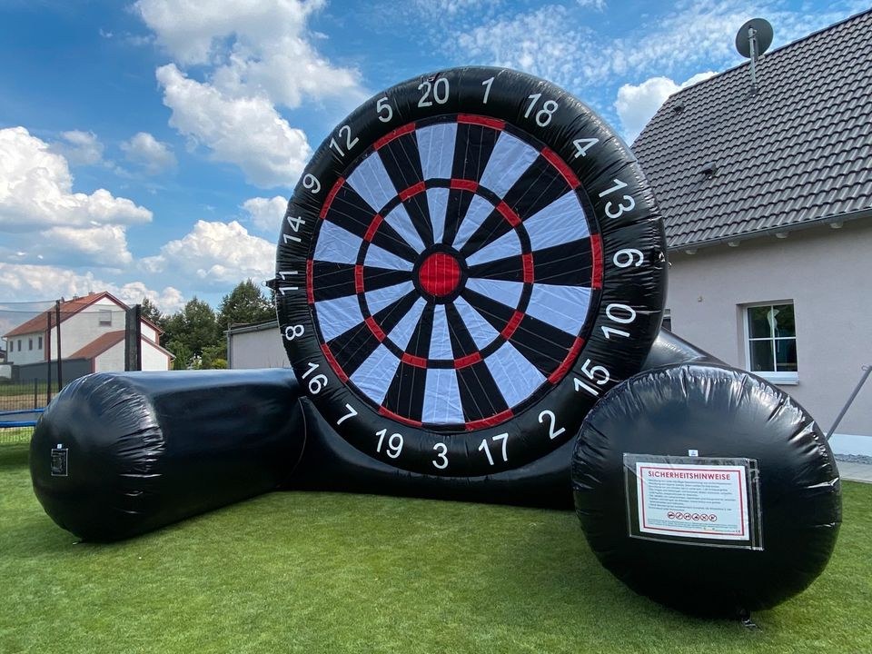 Hüpfburg Fußball Dart mieten bei Bayern Hüpfburgenverleih