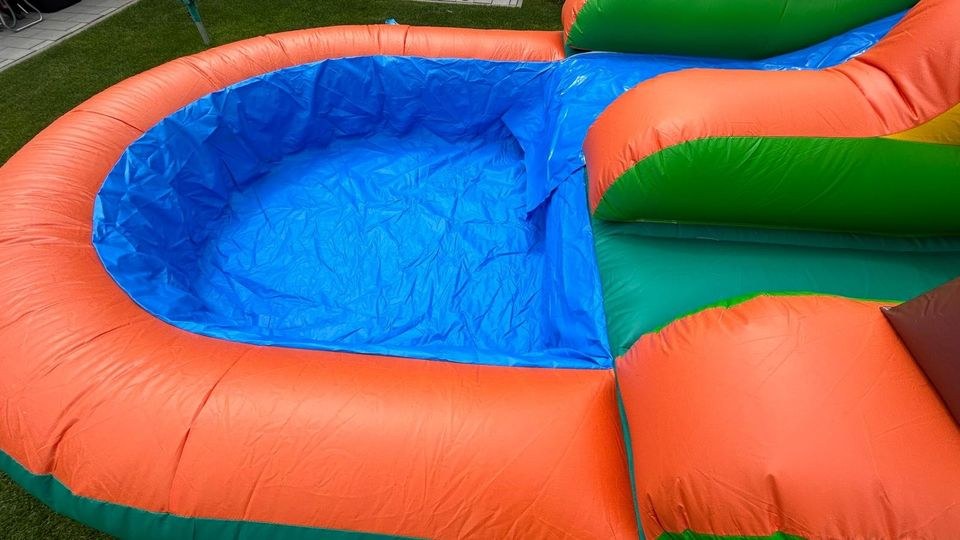 Hüpfburg Wasser Rutsche Palme Pool mieten bei Bayern Hüpfburgenverleih – 4