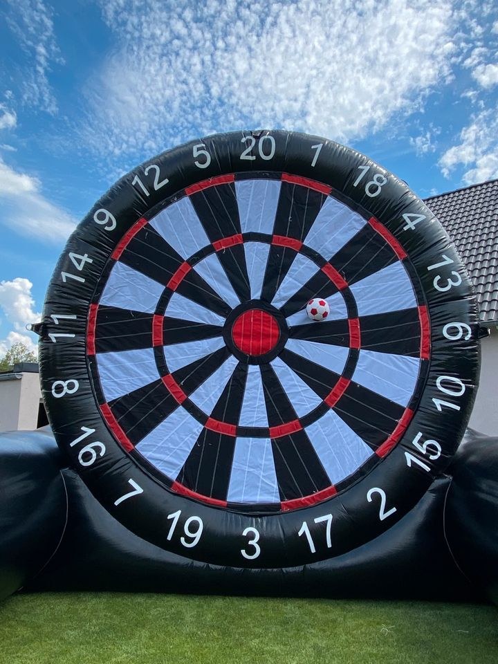 Hüpfburg Fußball Dart mieten bei Bayern Hüpfburgenverleih – 2