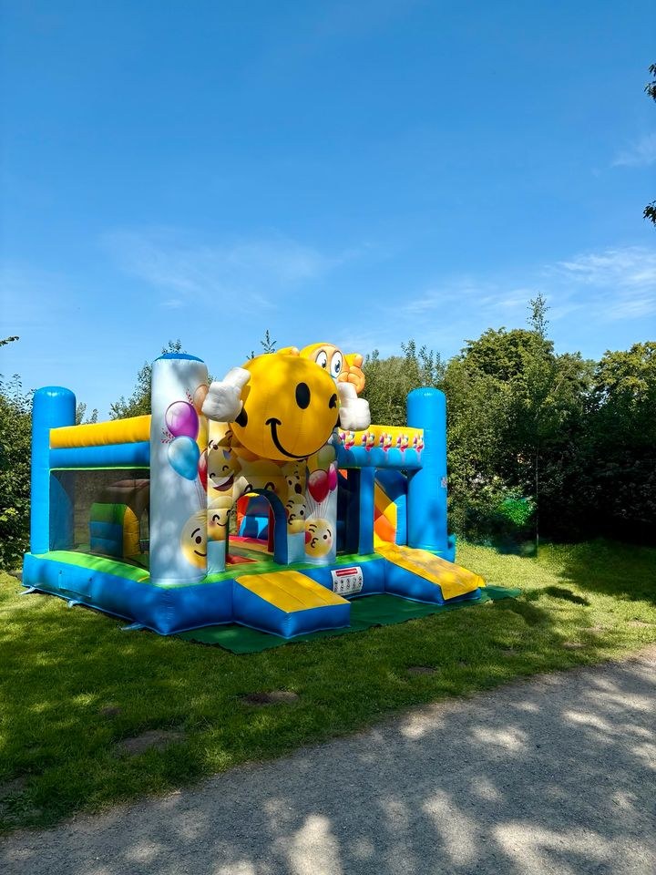 Smiley Lächel Hüpfburg Kindergeburtstag mieten bei BelFun – 3