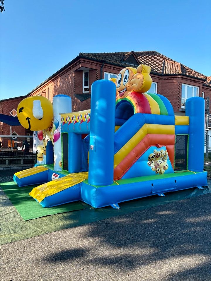 Smiley Lächel Hüpfburg Kindergeburtstag mieten bei BelFun – 2