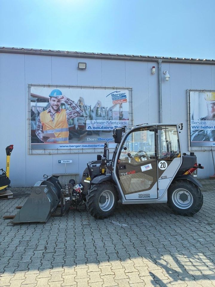 Teleskoplader TH412 mieten in Rosenheim – für Schüttgut & Paletten – 3