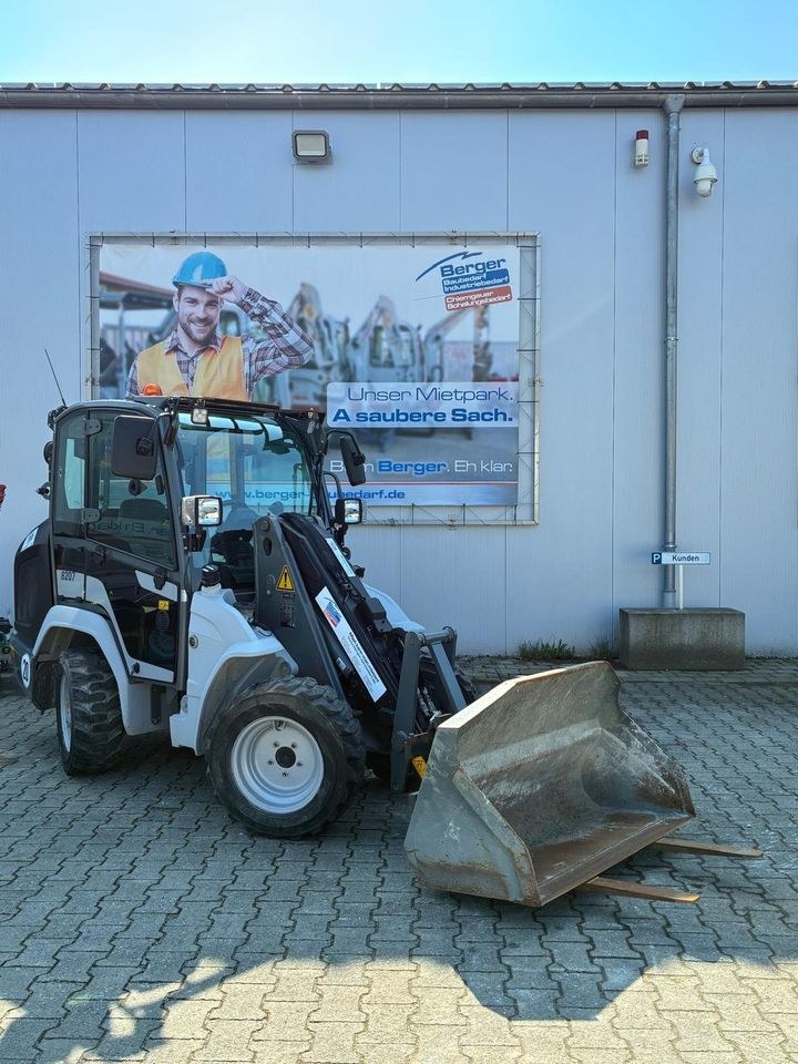 Radlader Kramer 5040 mieten in Rosenheim – für Schüttgut & Paletten