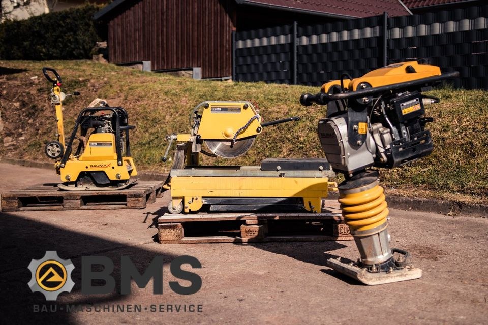 Rüttelplatte Stampfer Nassschneidetisch mieten bei BMS Bau Maschinen – 3