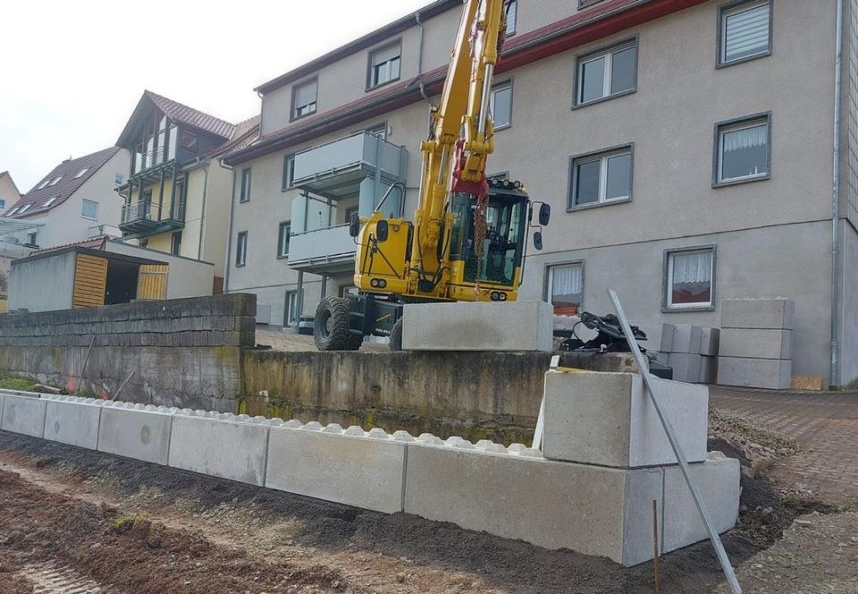 Mulcharbeiten Mulchen Erdaushub Baumaschinen mieten in Katharinenberg