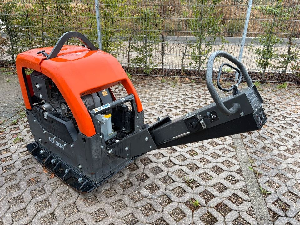 Husqvarna Rüttelplatte LG504 496kg mieten in Wallhausen