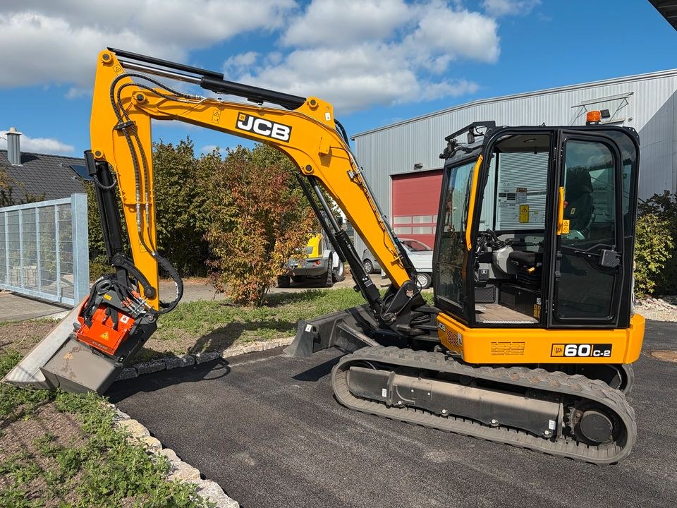JCB Minibagger 60C 2 inkl NOX Rototilt Oilquick mieten in Wallhausen – 2