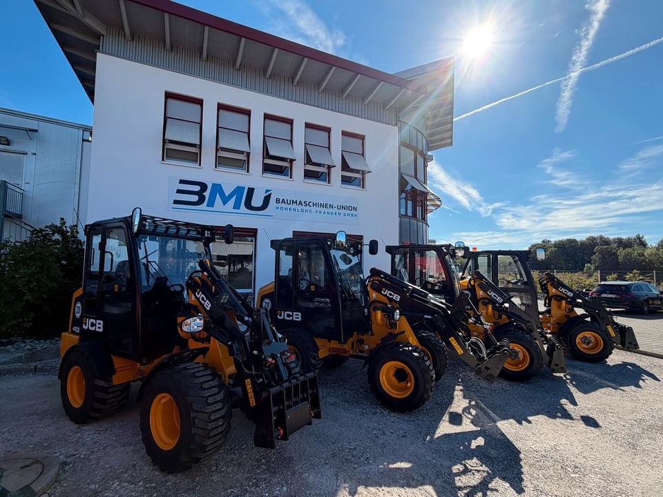 JCB Hoflader Radlader 403 mieten in Wallhausen – 2