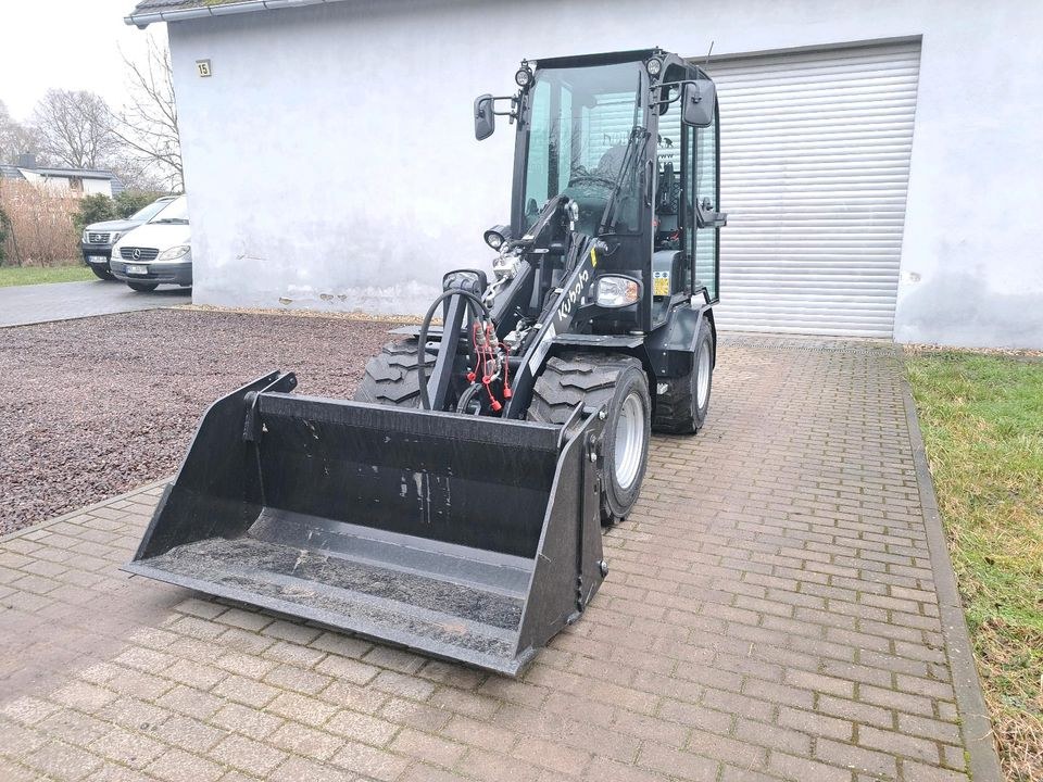 Kubota Radlader RT220 2 Gabelstapler mieten bei B&S Verleih – 4