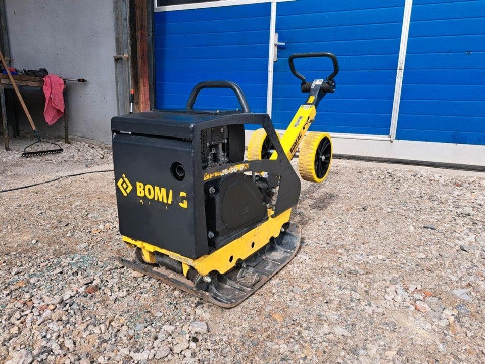 Bomag Rüttelplatte Verdichter 25 40D 155 kg mieten bei B&S Verleih – 2