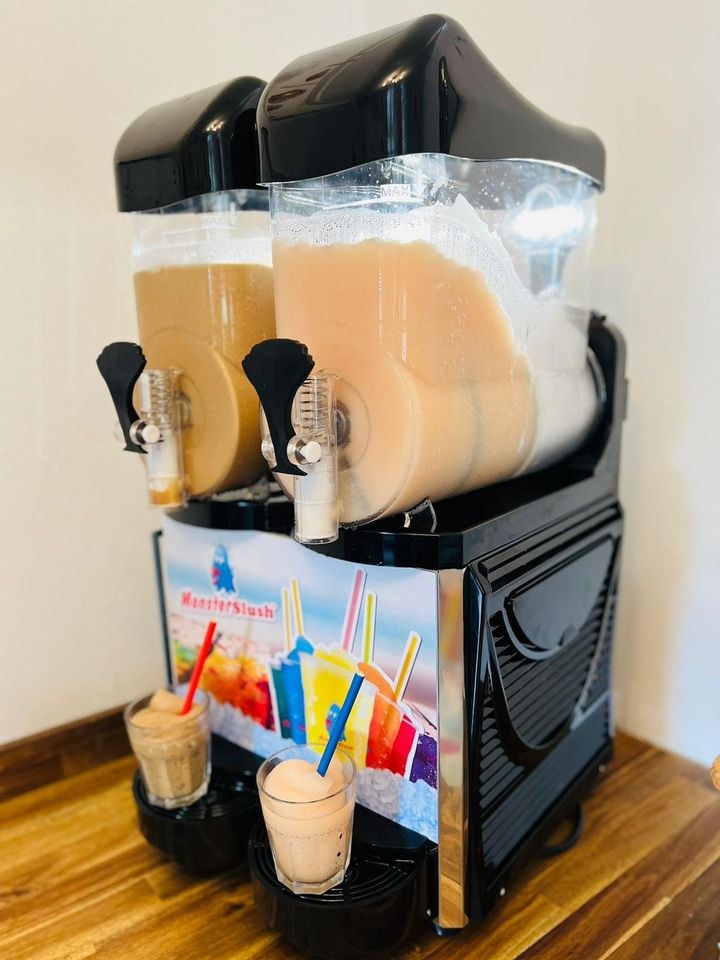 Slush Eis Maschine N mieten bei Budi Event – eiskalt für Ihr Fest