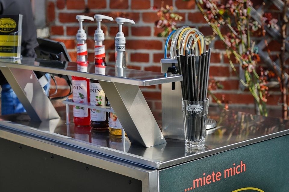 mobile Cocktailbar Cocktailanlage N mieten bei Budi Event – 2