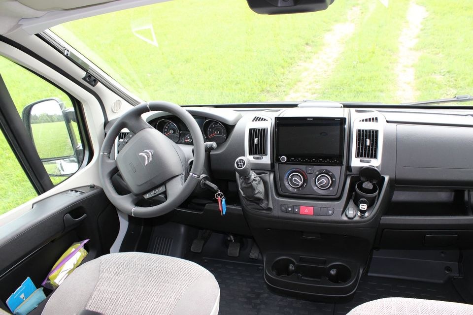 ein Pössl 2win Wohnmobil Ausstattung,Schlafdach mieten in Bad Wurzach – 3