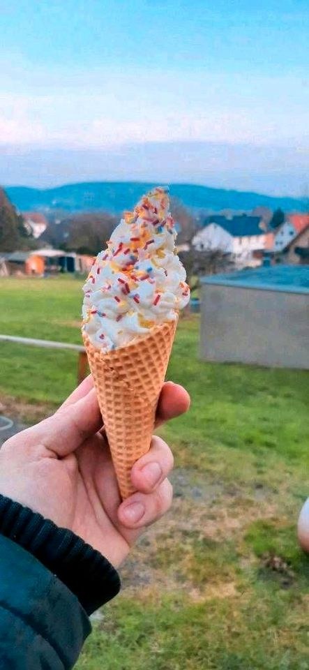 XXL Softeismaschine Eismaschine Softeis mieten in Hiddenhausen – 4