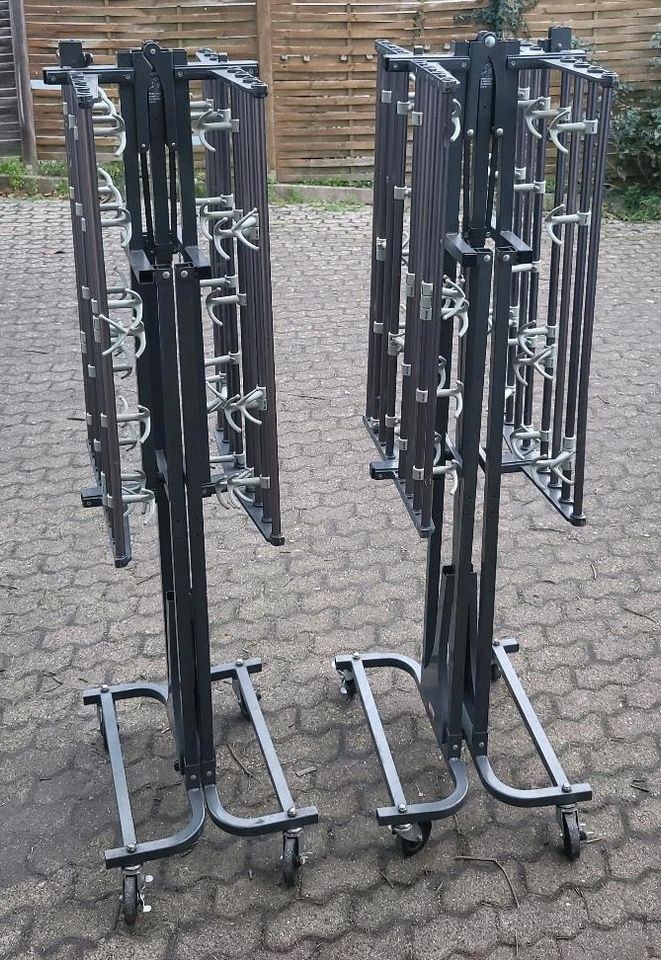 mobile Garderobe 160 Jacken mieten in Hiddenhausen – 2
