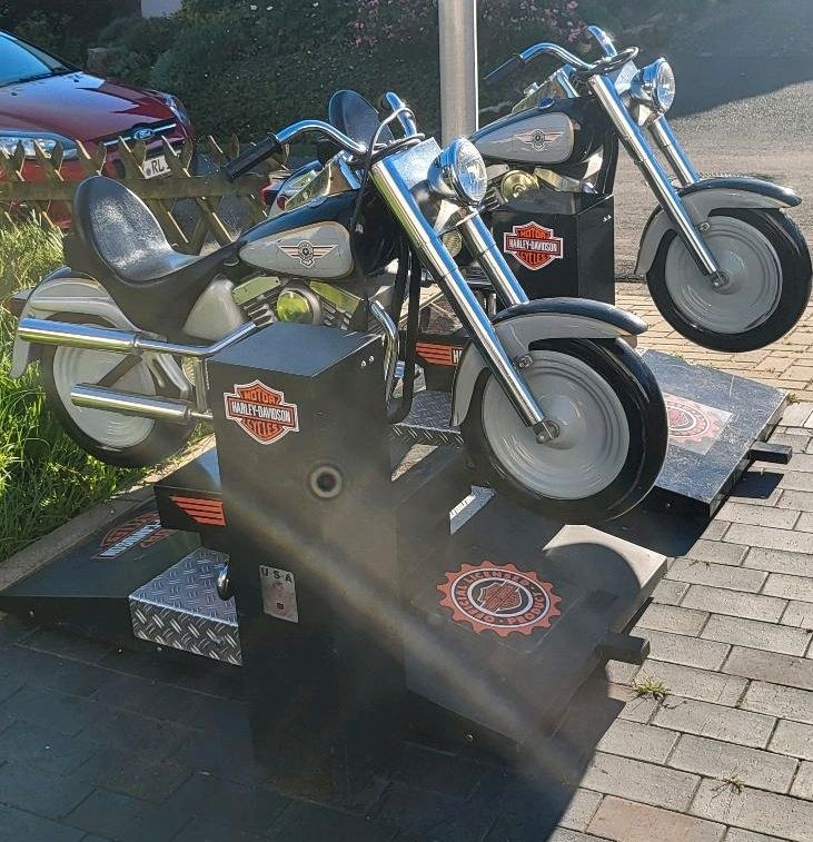 2 x Harley Davidson Fat Boy Kiddy Ride mieten in Hiddenhausen – 3