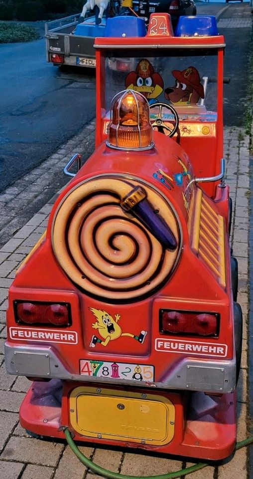 Kinderfeuerwehr Feuerwehrhubschrauber mieten in Hiddenhausen – 4