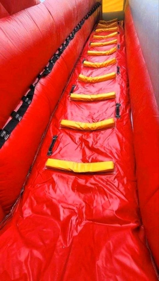 XXL Feuerwehr Hüpfburg Riesenrutsche mieten in Hiddenhausen – 2