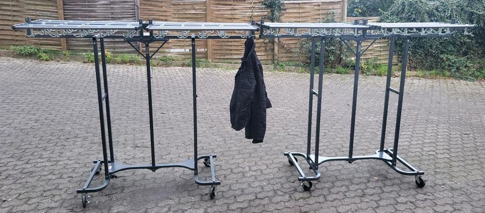 mobile Garderobe 160 Jacken mieten in Hiddenhausen