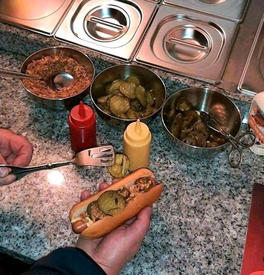 Hotdog Karussell Hot Dog Steamer mieten in Hiddenhausen – 3