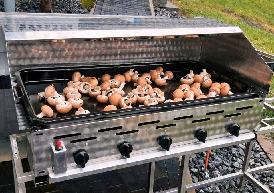 XXL Gas Grill Gasgrill Gastrobräter mieten in Hiddenhausen – 3