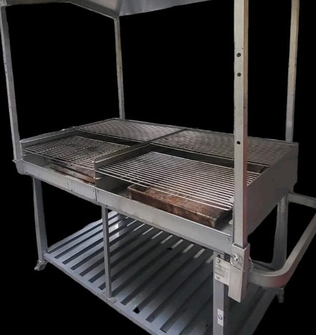 XXL Holzkohlegrill Grill Dach mieten in Hiddenhausen – für viele Gäste