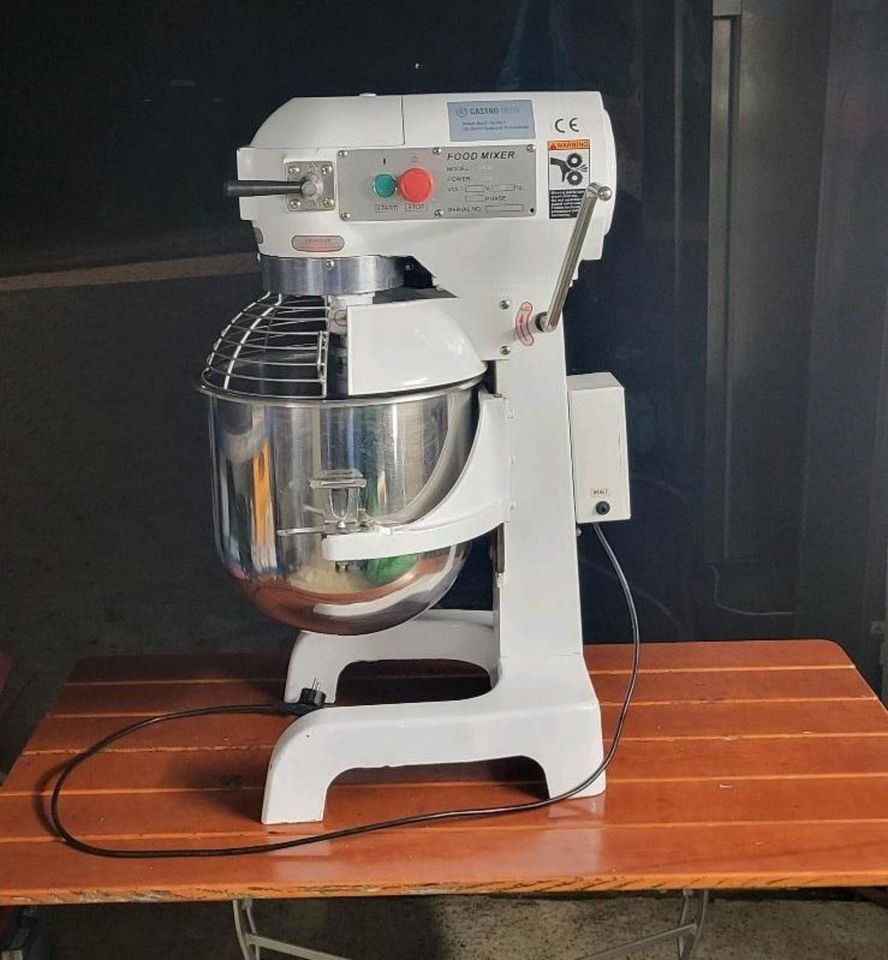 Teigmaschine Planetenrührmaschine mieten in Hiddenhausen – 3