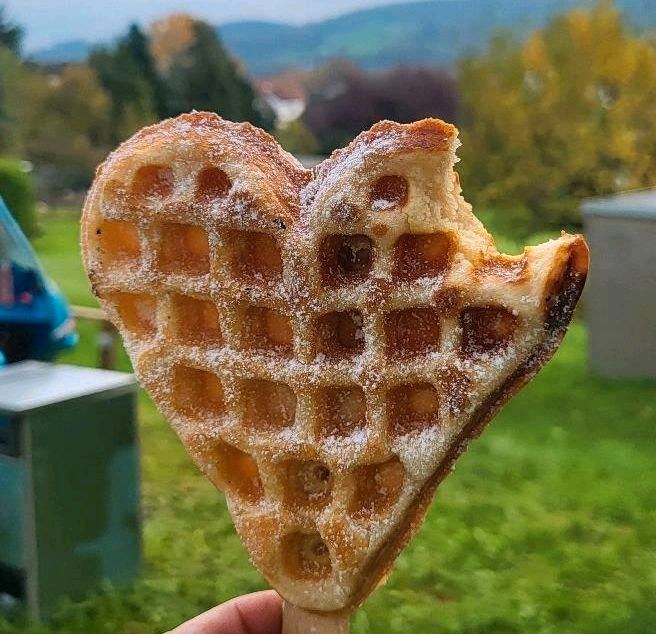 Waffeleisen Herzen Herz Stiel Waffeln mieten in Hiddenhausen – 3