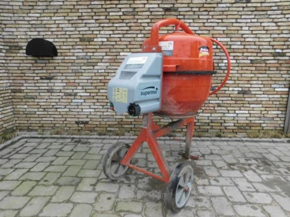 Atika Betonmischer mieten in Damme – für Fundament & Mauer