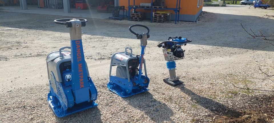 Rüttelplatten Stampfer Grabenstampfer Grössen mieten in Bad Wurzach