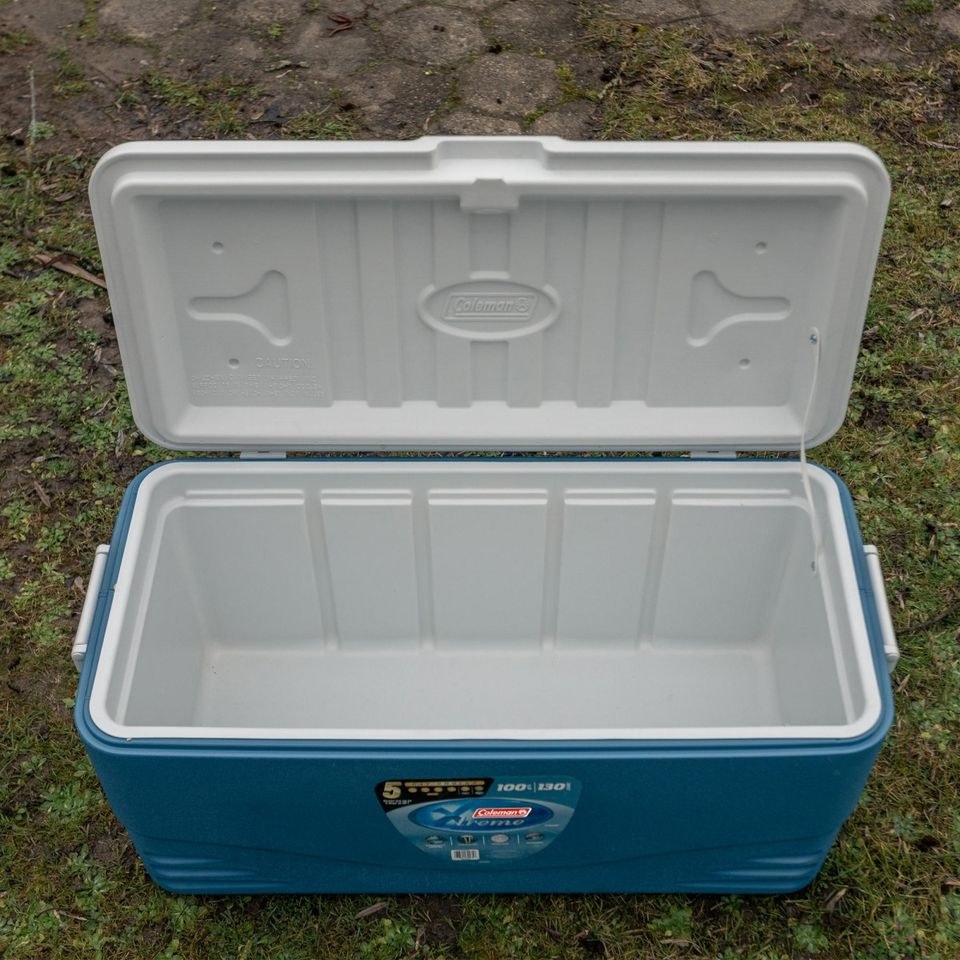 Coleman Kühlbox 90L passiv *Popcorn Co.* mieten in Viersen – 3