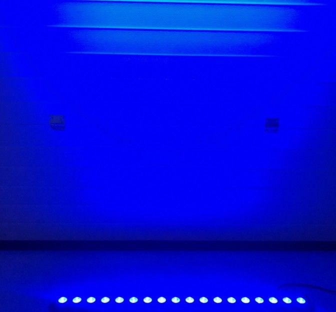 LED Light Bar 18x3 Watt Sound to *Popcorn Co.* mieten in Viersen – 2
