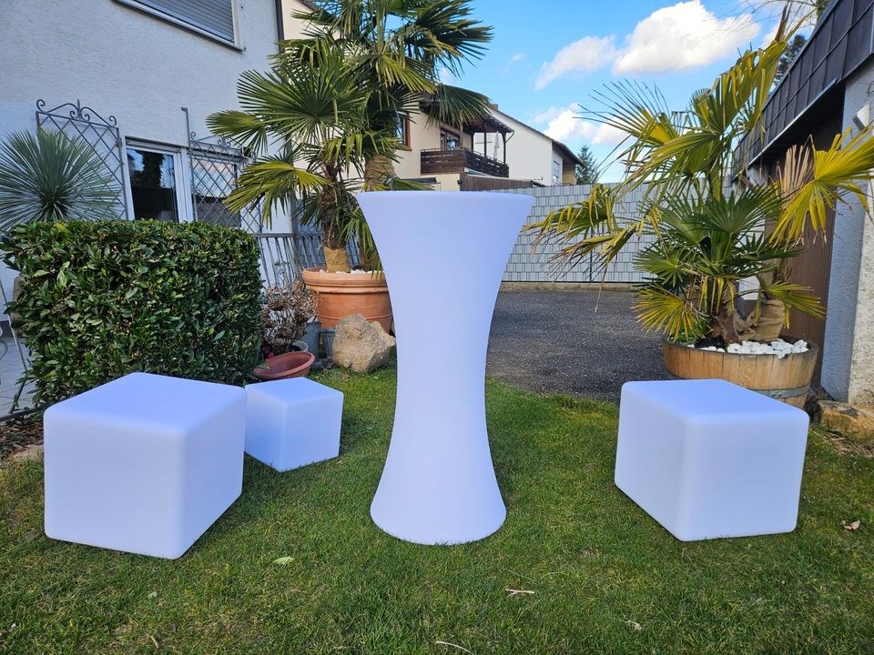 LED Loungemöbel Stehtisch Outdoor mieten in Bodenheim – 4