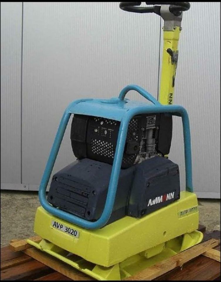 Rüttelplatte Wacker 250 kg Stampfer Rüttler mieten in Bad Abbach – 4