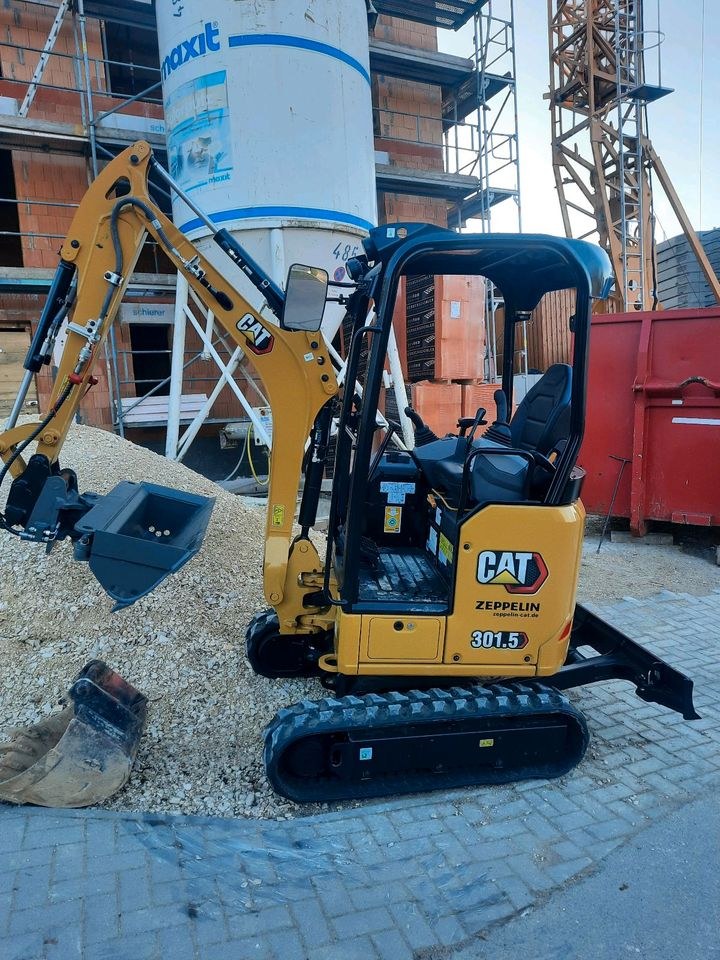 89 Minibagger CAT Suche mieten bei Harald Brückl dermietbagger – 3